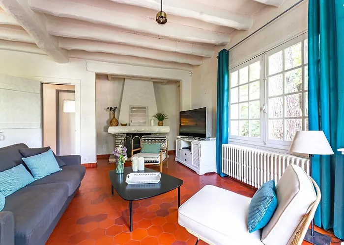 Poseidon - Au Pyla A 100m Du Bassin *